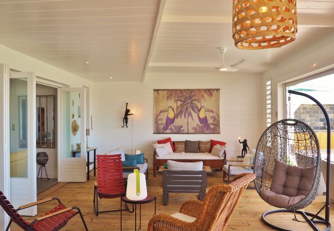 Villa in Saline les Bains - *VILLA COCOTIERS DES SABLES* - waterfront Villa in Saline les Bains - *VILLA COCOTIERS DES SABLES* - waterfront