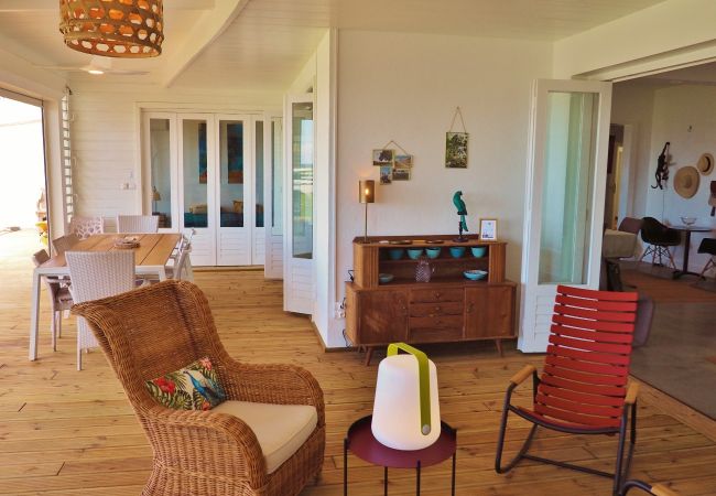 Villa in Saline les Bains - *VILLA COCOTIERS DES SABLES* - waterfront Villa in Saline les Bains - *VILLA COCOTIERS DES SABLES* - waterfront