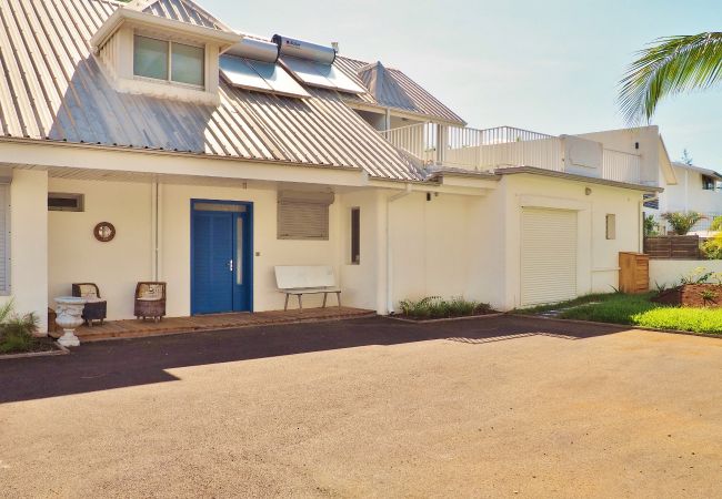 Villa in Saline les Bains - *VILLA COCOTIERS DES SABLES* - waterfront Villa in Saline les Bains - *VILLA COCOTIERS DES SABLES* - waterfront