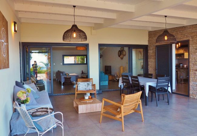 Villa in Saint-Leu - *VILLA RÊVE D'AZUR* - pool and ocean view Villa in Saint-Leu - *VILLA RÊVE D'AZUR* - pool and ocean view