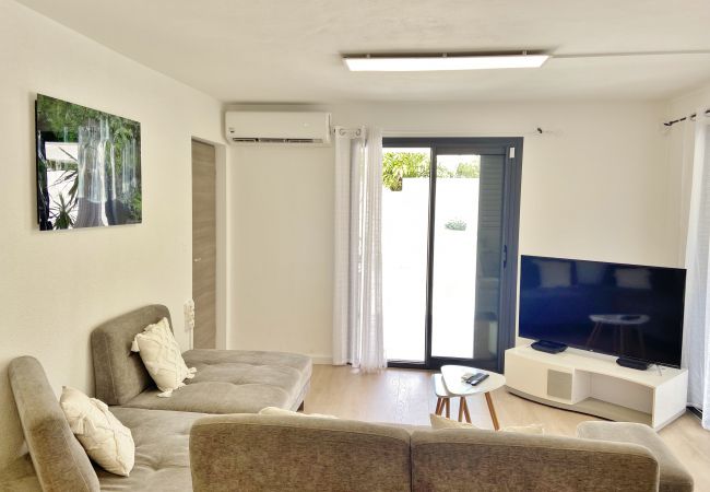 Villa in Ermitage Les Bains - *VILLA ÉVASION* - 100 m from lagoon and beach Villa in Ermitage Les Bains - *VILLA ÉVASION* - 100 m from lagoon and beach