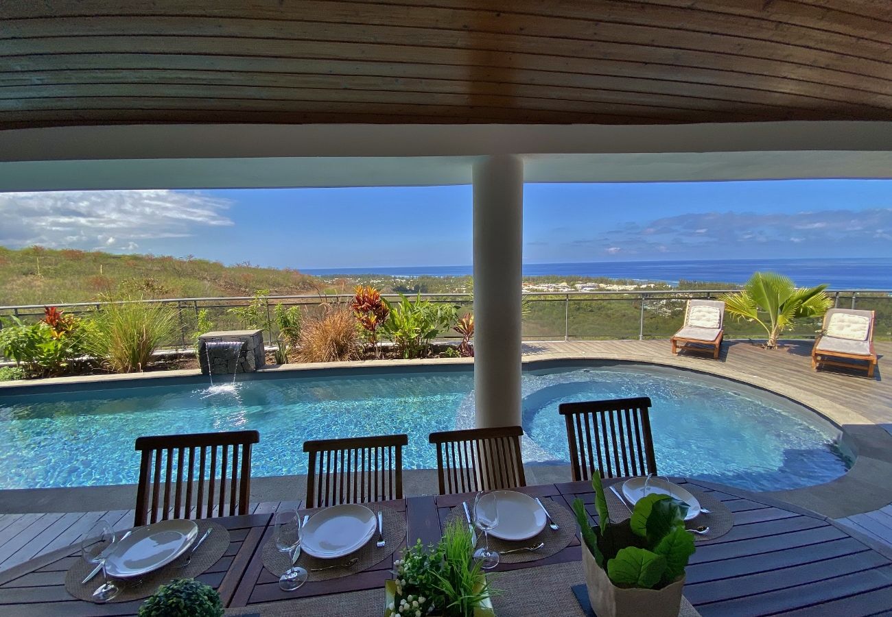 An amazing vacation rental in reunion island