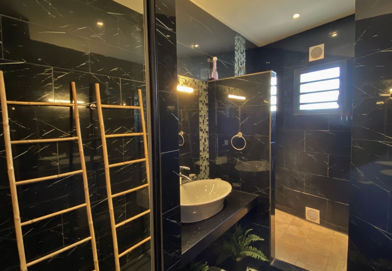 Villa in Saint-Gilles les Bains - Villa Ravenala