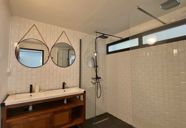 Villa in Boucan Canot - *VILLA WHITE WATERS* - beach pool jacuzzi Villa in Boucan Canot - *VILLA WHITE WATERS* - beach pool jacuzzi