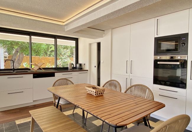 Villa in Boucan Canot - *VILLA WHITE WATERS* - beach pool jacuzzi Villa in Boucan Canot - *VILLA WHITE WATERS* - beach pool jacuzzi