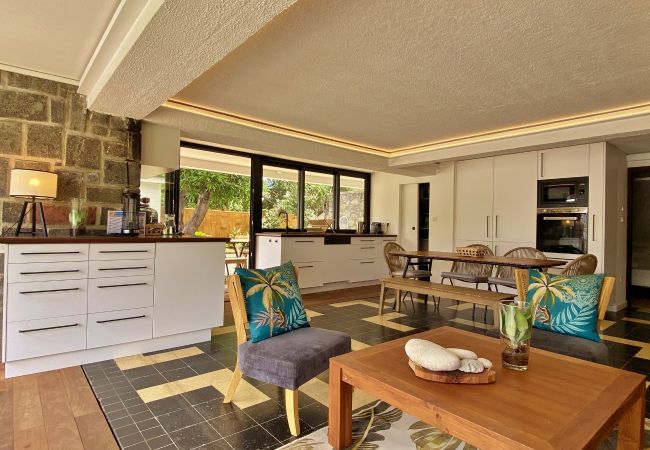 Villa in Boucan Canot - *VILLA WHITE WATERS* - beach pool jacuzzi Villa in Boucan Canot - *VILLA WHITE WATERS* - beach pool jacuzzi