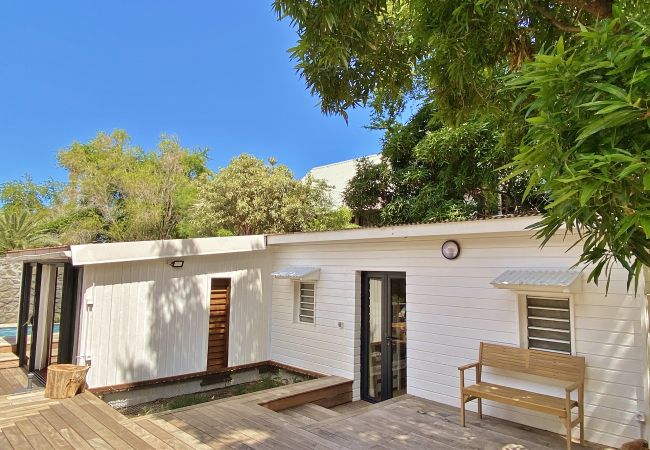 Villa in Boucan Canot - *VILLA WHITE WATERS* - beach pool jacuzzi Villa in Boucan Canot - *VILLA WHITE WATERS* - beach pool jacuzzi