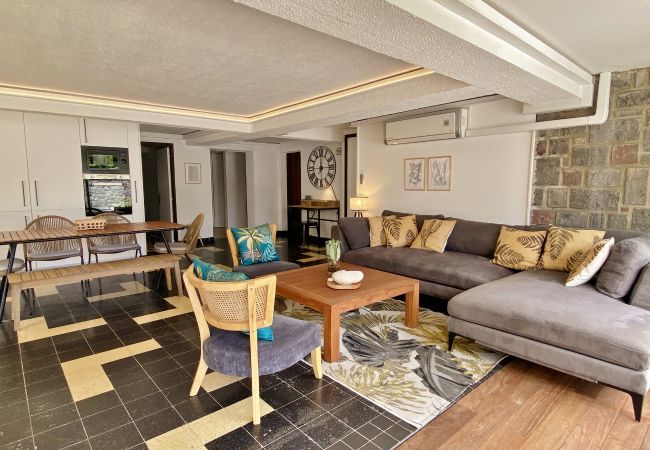 Villa in Boucan Canot - *VILLA WHITE WATERS* - beach pool jacuzzi Villa in Boucan Canot - *VILLA WHITE WATERS* - beach pool jacuzzi