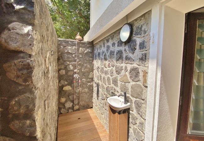 Villa in Boucan Canot - *VILLA WHITE WATERS* - beach pool jacuzzi Villa in Boucan Canot - *VILLA WHITE WATERS* - beach pool jacuzzi