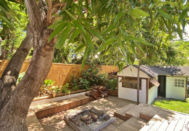 Villa in Boucan Canot - *VILLA WHITE WATERS* - beach pool jacuzzi Villa in Boucan Canot - *VILLA WHITE WATERS* - beach pool jacuzzi