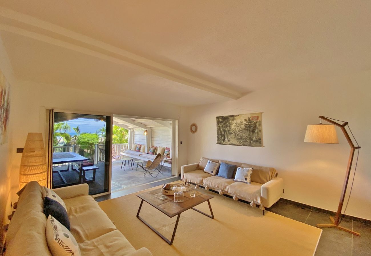 The living room of the eden beach villa in saint gilles