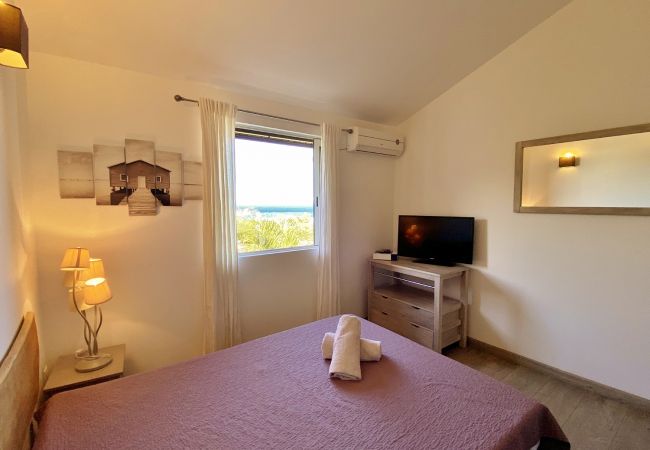 Doppelhaushälfte in Saline les Bains - *VILLA ÉTOILE DU LAGON* - close to lagoon Doppelhaushälfte in Saline les Bains - *VILLA ÉTOILE DU LAGON* - close to lagoon