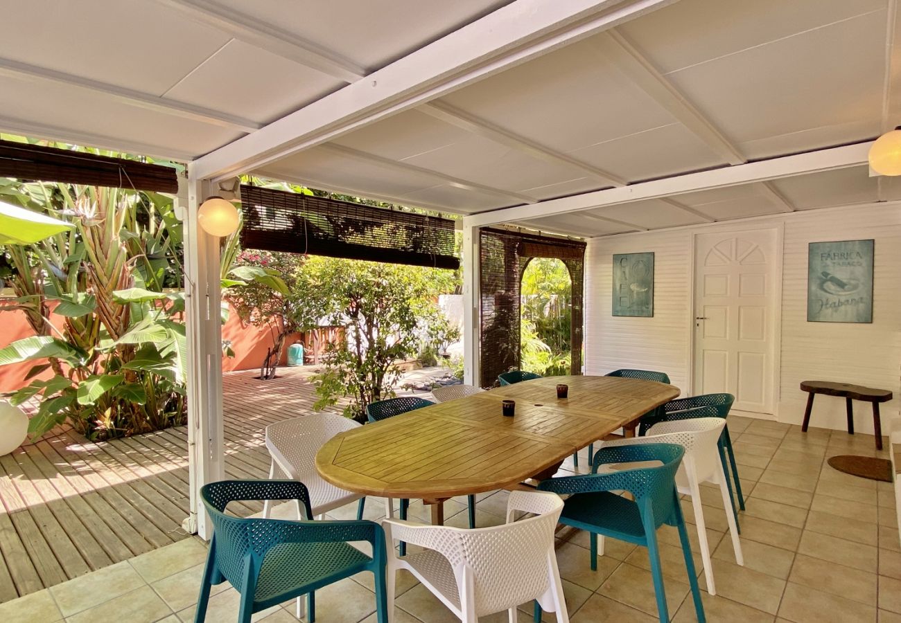 Ferienhaus in Saint-Gilles les Bains - Villa Little Paradise