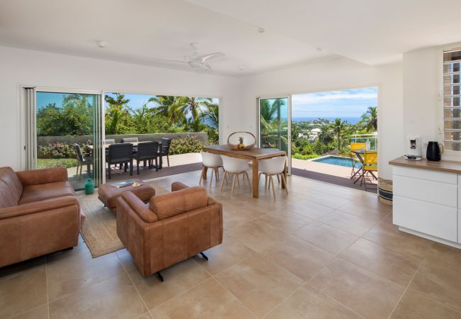 Villa in Saint-Gilles les Bains - *VILLA CORMORANS* - pool and ocean view Villa in Saint-Gilles les Bains - *VILLA CORMORANS* - pool and ocean view