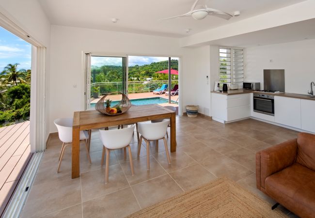 Villa in Saint-Gilles les Bains - *VILLA CORMORANS* - pool and ocean view Villa in Saint-Gilles les Bains - *VILLA CORMORANS* - pool and ocean view