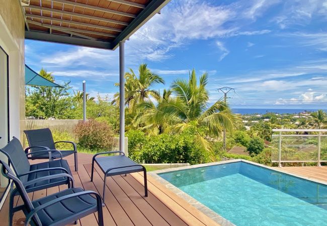 Villa in Saint-Gilles les Bains - *VILLA CORMORANS* - pool and ocean view Villa in Saint-Gilles les Bains - *VILLA CORMORANS* - pool and ocean view