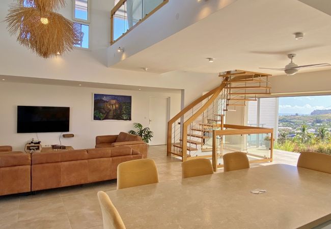 Villa in Saint-Gilles les Bains - *VILLA VAVANGUE* - pool and amazing ocean view Villa in Saint-Gilles les Bains - *VILLA VAVANGUE* - pool and amazing ocean view