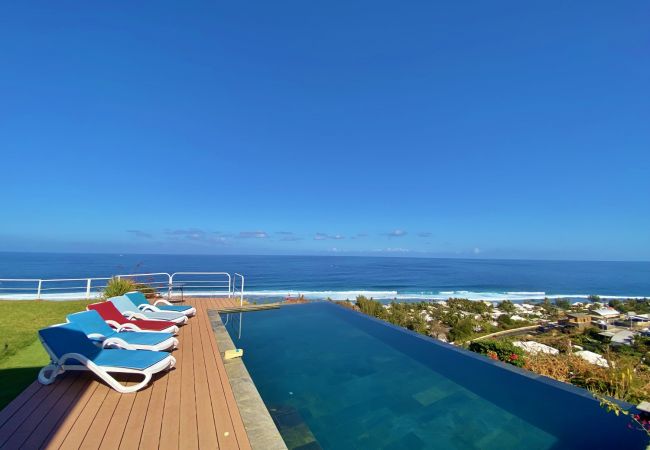 Villa in Saint-Gilles les Bains - *VILLA VAVANGUE* - pool and amazing ocean view Villa in Saint-Gilles les Bains - *VILLA VAVANGUE* - pool and amazing ocean view