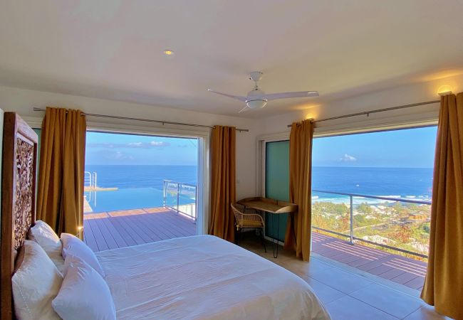 Villa in Saint-Gilles les Bains - *VILLA VAVANGUE* - pool and amazing ocean view Villa in Saint-Gilles les Bains - *VILLA VAVANGUE* - pool and amazing ocean view