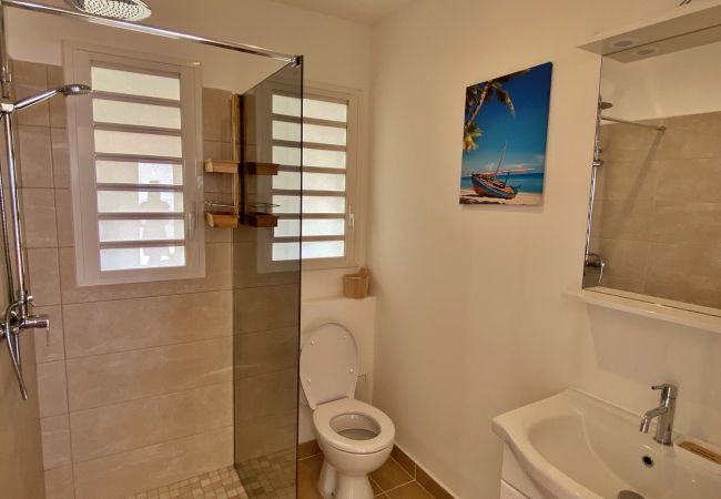 Villa in Saint-Gilles les Bains - *VILLA VAVANGUE* - pool and amazing ocean view Villa in Saint-Gilles les Bains - *VILLA VAVANGUE* - pool and amazing ocean view