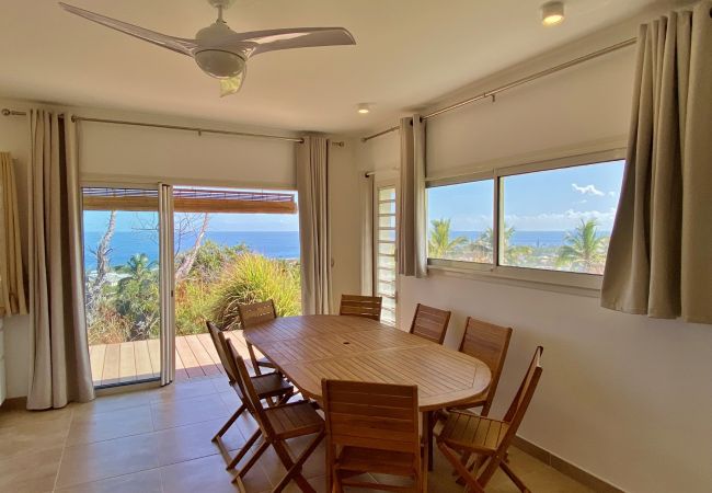 Villa in Saint-Gilles les Bains - *VILLA VAVANGUE* - pool and amazing ocean view Villa in Saint-Gilles les Bains - *VILLA VAVANGUE* - pool and amazing ocean view