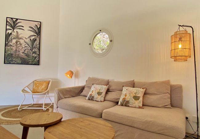 Villa in Saint-Gilles les Bains - *VILLA SUNSHINE* - pool ocean Villa in Saint-Gilles les Bains - *VILLA SUNSHINE* - pool ocean