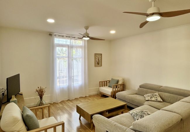 Villa in Saline les Bains - *VILLA SOUS LES PALMES* - 170 m from lagoon Villa in Saline les Bains - *VILLA SOUS LES PALMES* - 170 m from lagoon