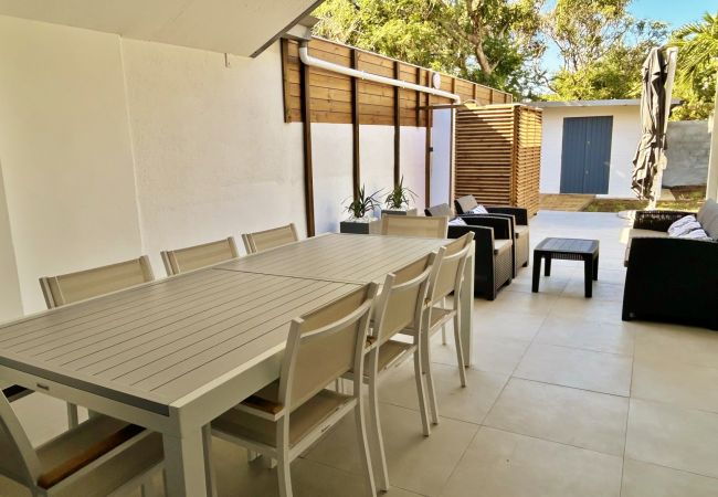 Villa in Saline les Bains - *VILLA SOUS LES PALMES* - 170 m from lagoon Villa in Saline les Bains - *VILLA SOUS LES PALMES* - 170 m from lagoon