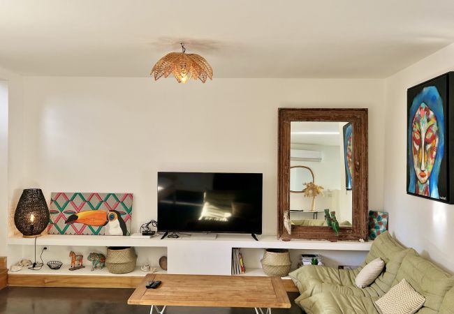 Villa in Saint-Gilles les Bains - *VILLA RAVENALE* - Ozean in 150 m Entfernung Villa in Saint-Gilles les Bains - *VILLA RAVENALE* - Ozean in 150 m Entfernung