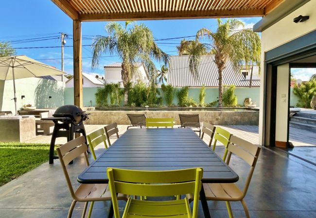 Villa in Saint-Gilles les Bains - *VILLA RAVENALE* - Ozean in 150 m Entfernung Villa in Saint-Gilles les Bains - *VILLA RAVENALE* - Ozean in 150 m Entfernung