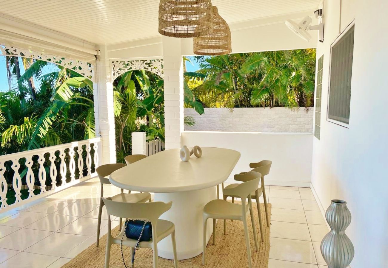 Villa in Saint-Gilles les Bains - *VILLA VÉNUS* - Pool und Meerblick