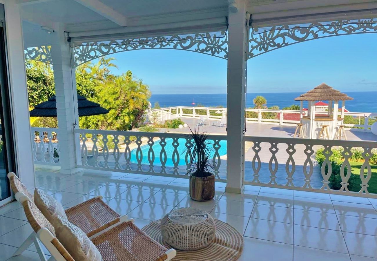 Villa in Saint-Gilles les Bains - *VILLA VÉNUS* - Pool und Meerblick