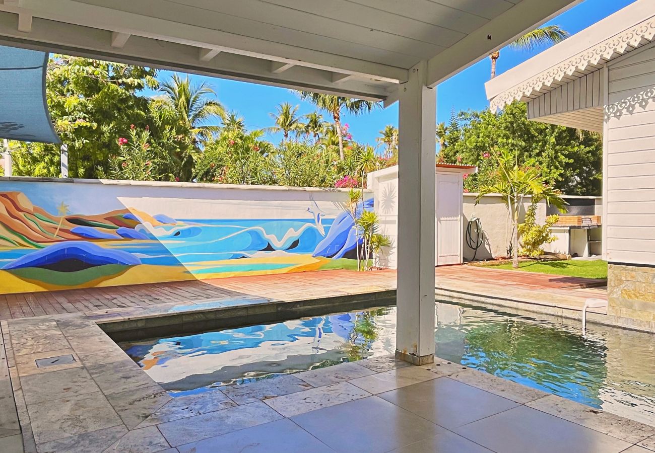Poolblick von Terrasse Villa Kap Corail Saint-Gilles La Réunion