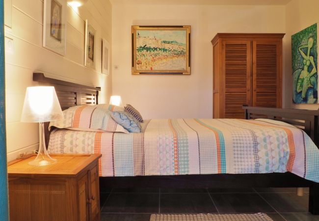 Villa in Saint-Gilles les Bains - *VILLA VICTORIA* - waterfront Villa in Saint-Gilles les Bains - *VILLA VICTORIA* - waterfront