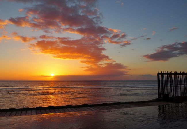 Amazing sunset in front of the villa Victoria