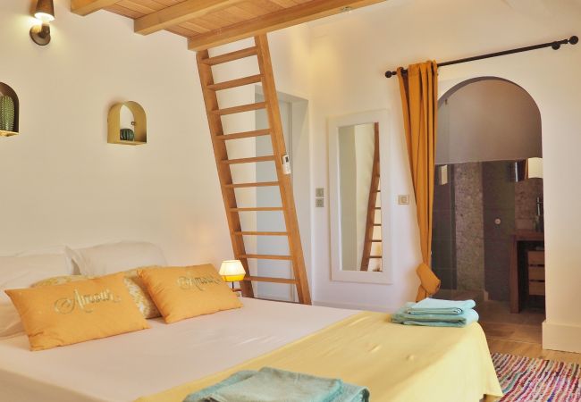 Villa in Saline les Bains - *VILLA COCOTIERS DES SABLES* - waterfront Villa in Saline les Bains - *VILLA COCOTIERS DES SABLES* - waterfront