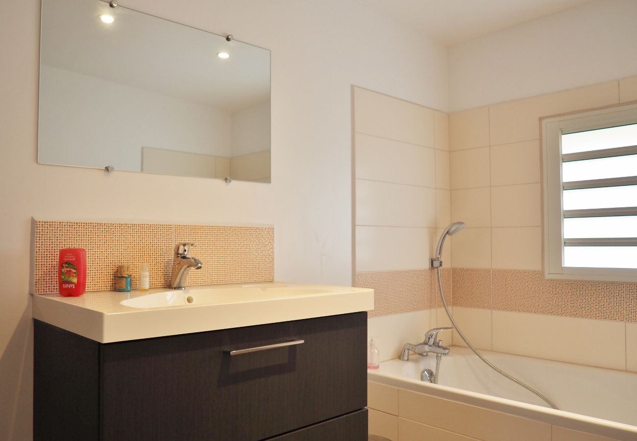 La villa Ipanema est une location avec 2 salles de bains à la Réunion