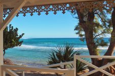 House in Saint-Gilles les Bains - *VILLA BAMBOU* - waterfront