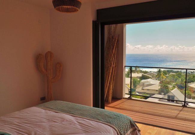 Villa in Saint-Gilles les Bains - *VILLA BEL HORIZON* - heated pool jacuzzi Villa in Saint-Gilles les Bains - *VILLA BEL HORIZON* - heated pool jacuzzi