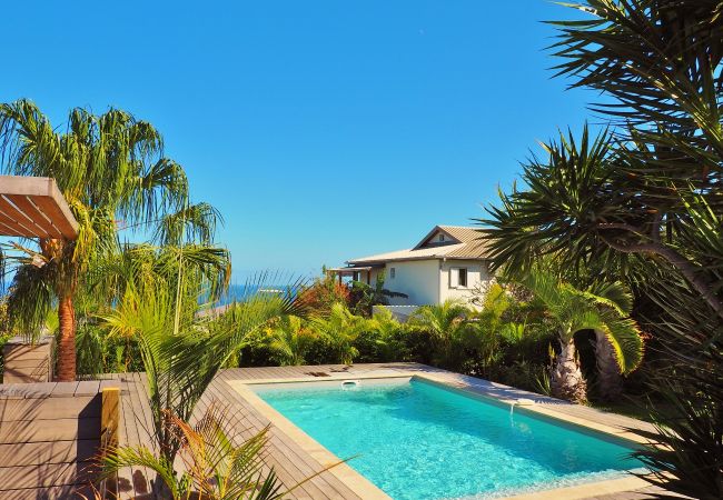 Villa in Saint-Leu - *VILLA RÊVE D'AZUR* - pool and ocean view Villa in Saint-Leu - *VILLA RÊVE D'AZUR* - pool and ocean view
