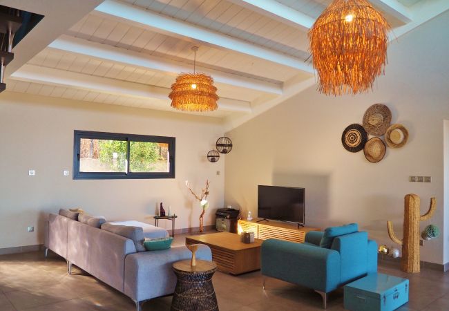 Villa in Saint-Leu - *VILLA RÊVE D'AZUR* - pool and ocean view Villa in Saint-Leu - *VILLA RÊVE D'AZUR* - pool and ocean view