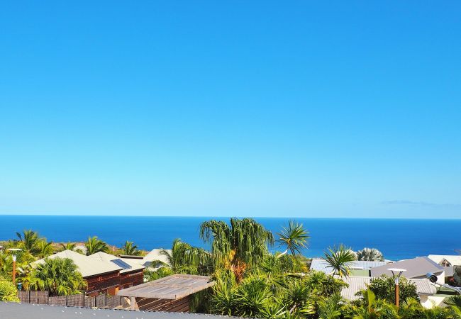 Villa in Saint-Leu - *VILLA RÊVE D'AZUR* - pool and ocean view Villa in Saint-Leu - *VILLA RÊVE D'AZUR* - pool and ocean view
