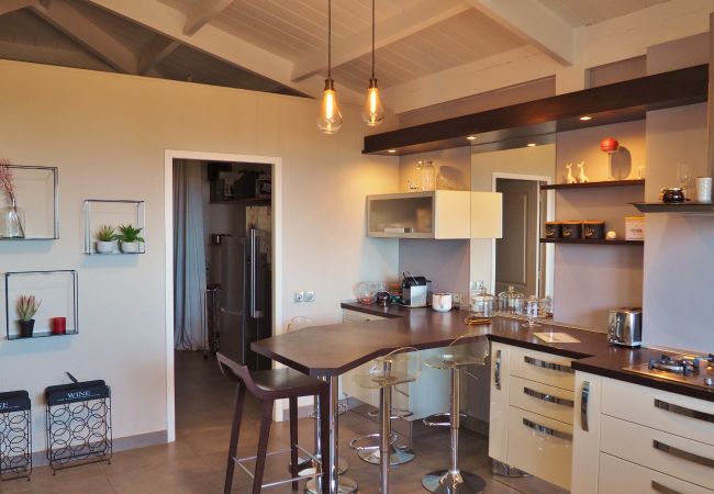 Villa in Saint-Leu - *VILLA RÊVE D'AZUR* - pool and ocean view Villa in Saint-Leu - *VILLA RÊVE D'AZUR* - pool and ocean view