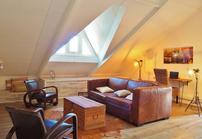 Villa in Saint-Gilles les Bains - *VILLA BLUE WAVES* - heated pool jacuzzi Villa in Saint-Gilles les Bains - *VILLA BLUE WAVES* - heated pool jacuzzi