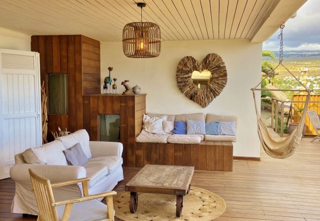 Villa in Saint-Gilles les Bains - *VILLA BLUE WAVES* - heated pool jacuzzi Villa in Saint-Gilles les Bains - *VILLA BLUE WAVES* - heated pool jacuzzi