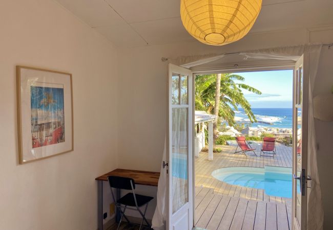 Villa in Saint-Gilles les Bains - *VILLA BLUE WAVES* - heated pool jacuzzi Villa in Saint-Gilles les Bains - *VILLA BLUE WAVES* - heated pool jacuzzi