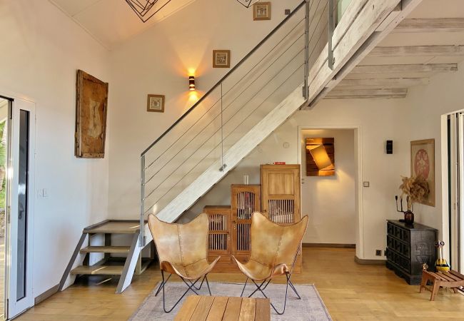 Villa in Saint-Gilles les Bains - *VILLA BLUE WAVES* - heated pool jacuzzi Villa in Saint-Gilles les Bains - *VILLA BLUE WAVES* - heated pool jacuzzi