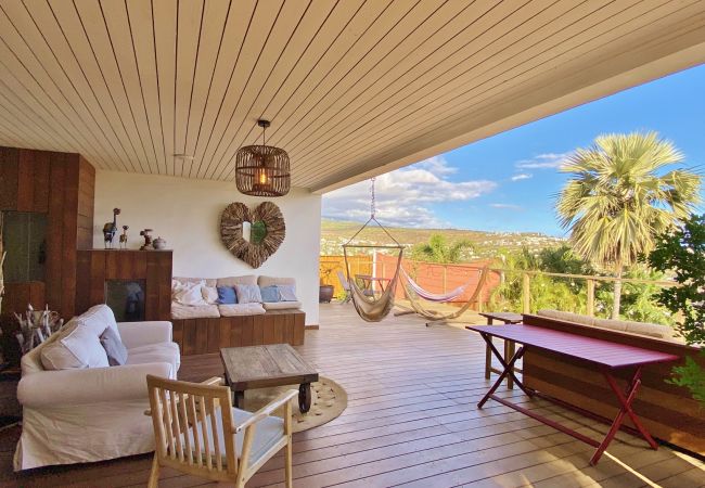 Villa in Saint-Gilles les Bains - *VILLA BLUE WAVES* - heated pool jacuzzi Villa in Saint-Gilles les Bains - *VILLA BLUE WAVES* - heated pool jacuzzi