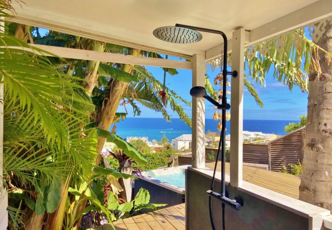 Villa in Saint-Gilles les Bains - *VILLA BLUE WAVES* - heated pool jacuzzi Villa in Saint-Gilles les Bains - *VILLA BLUE WAVES* - heated pool jacuzzi