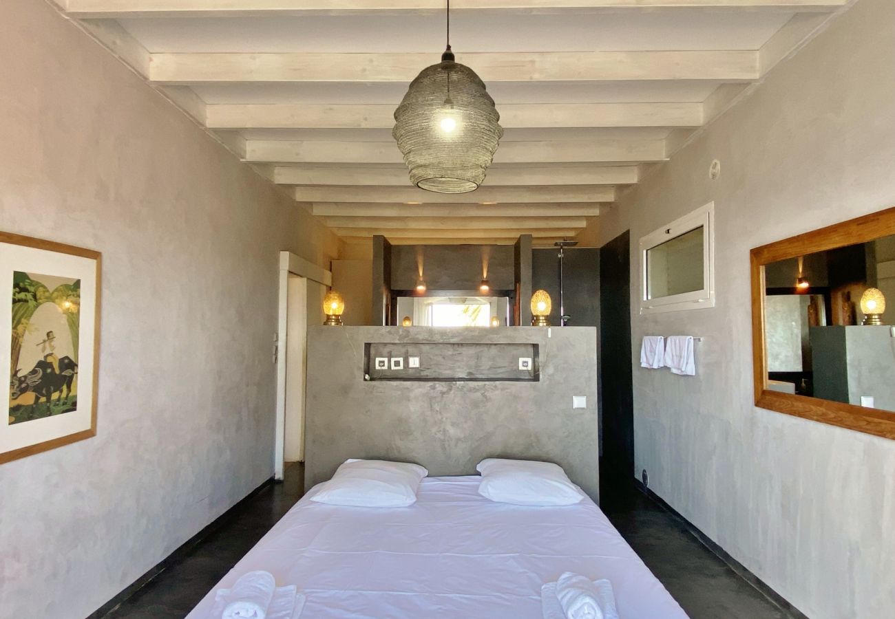 Holiday home and ground floor bedroom